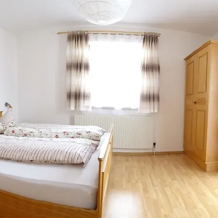 Manuela Neustift im Stubaital